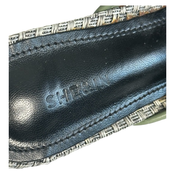 She & In Gray Textured Kitten Heel Pumps with Bowtie Detail - Size 6.5 / 37 - Picture 7 of 7